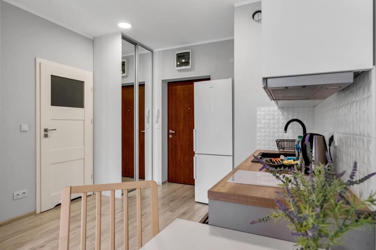 ורשה Wlochy Klinkierowa Comfort Apartment מראה חיצוני תמונה